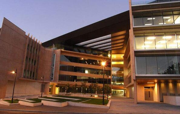 昆士兰科技大学申请条件